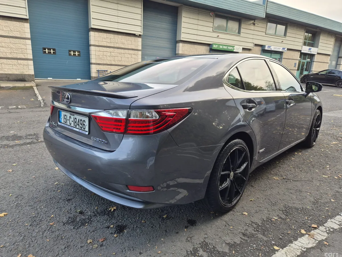 Lexus ES Saloon, Petrol Hybrid, 2015, Grey