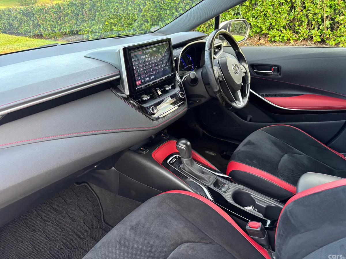 Toyota Corolla Hatchback, Petrol Hybrid, 2018, White
