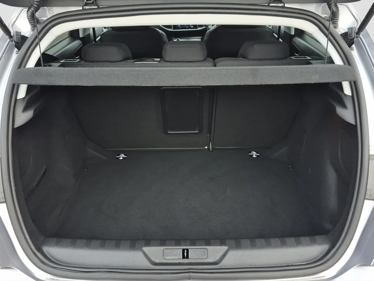 Peugeot 308 Hatchback, Diesel, 2019, Grey