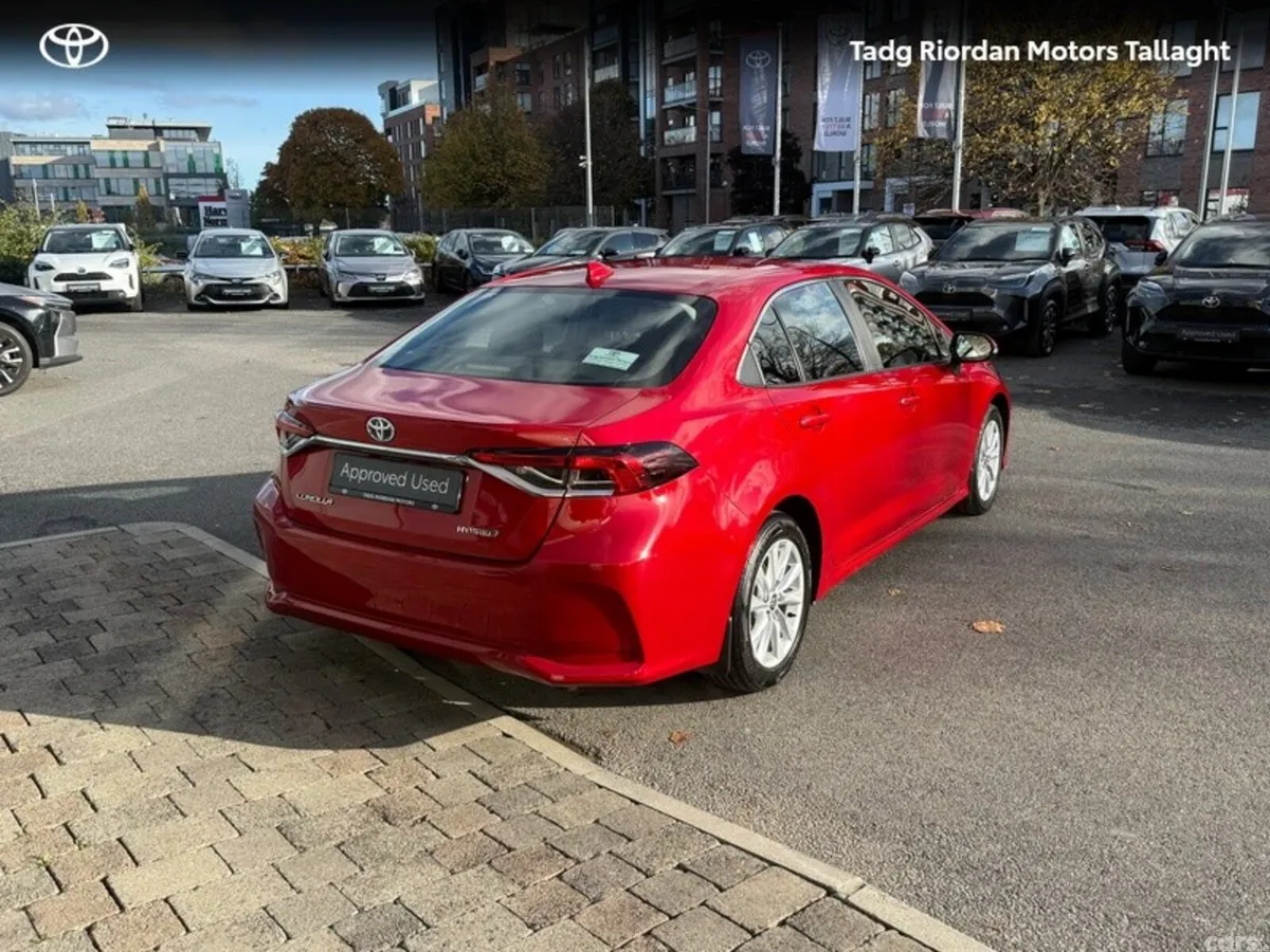 Toyota Corolla Saloon, Petrol Hybrid, 2023, Red