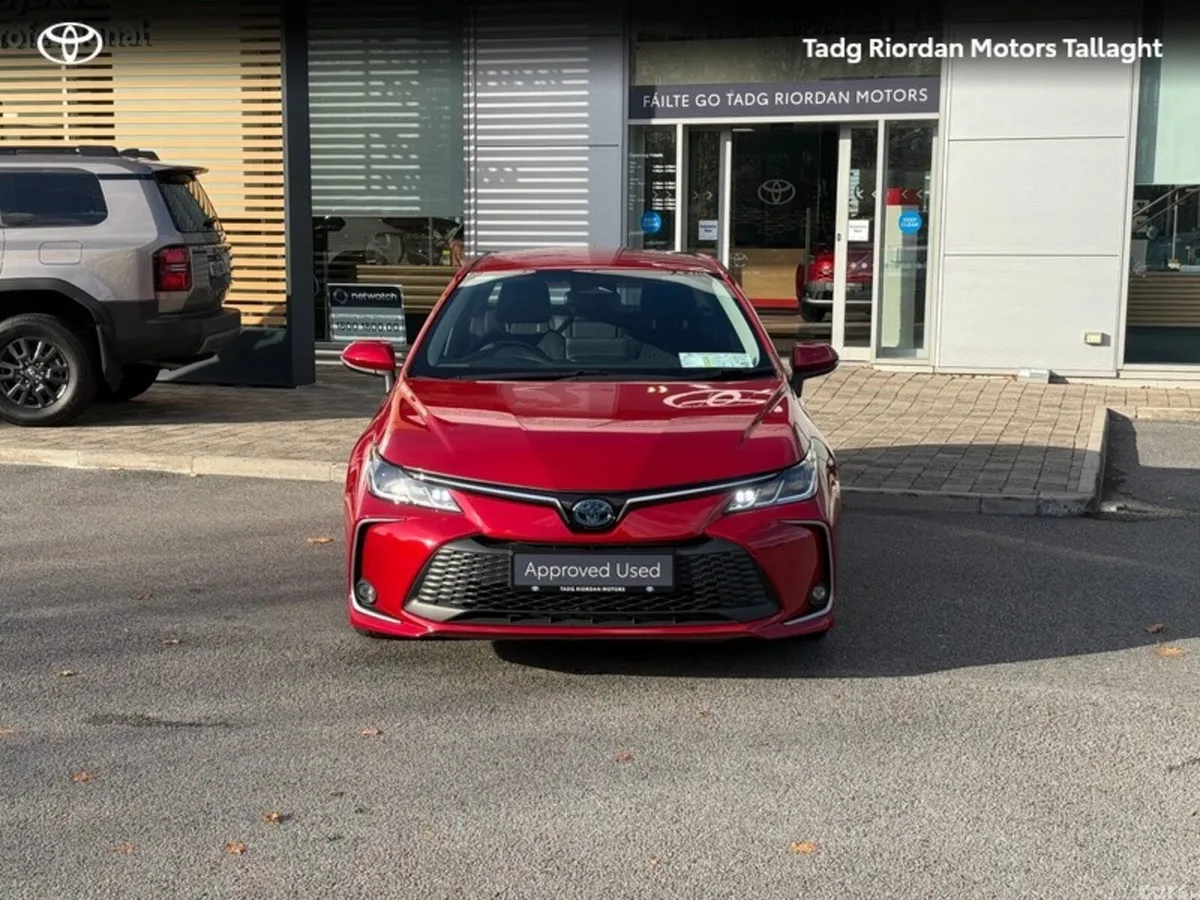 Toyota Corolla Saloon, Petrol Hybrid, 2023, Red