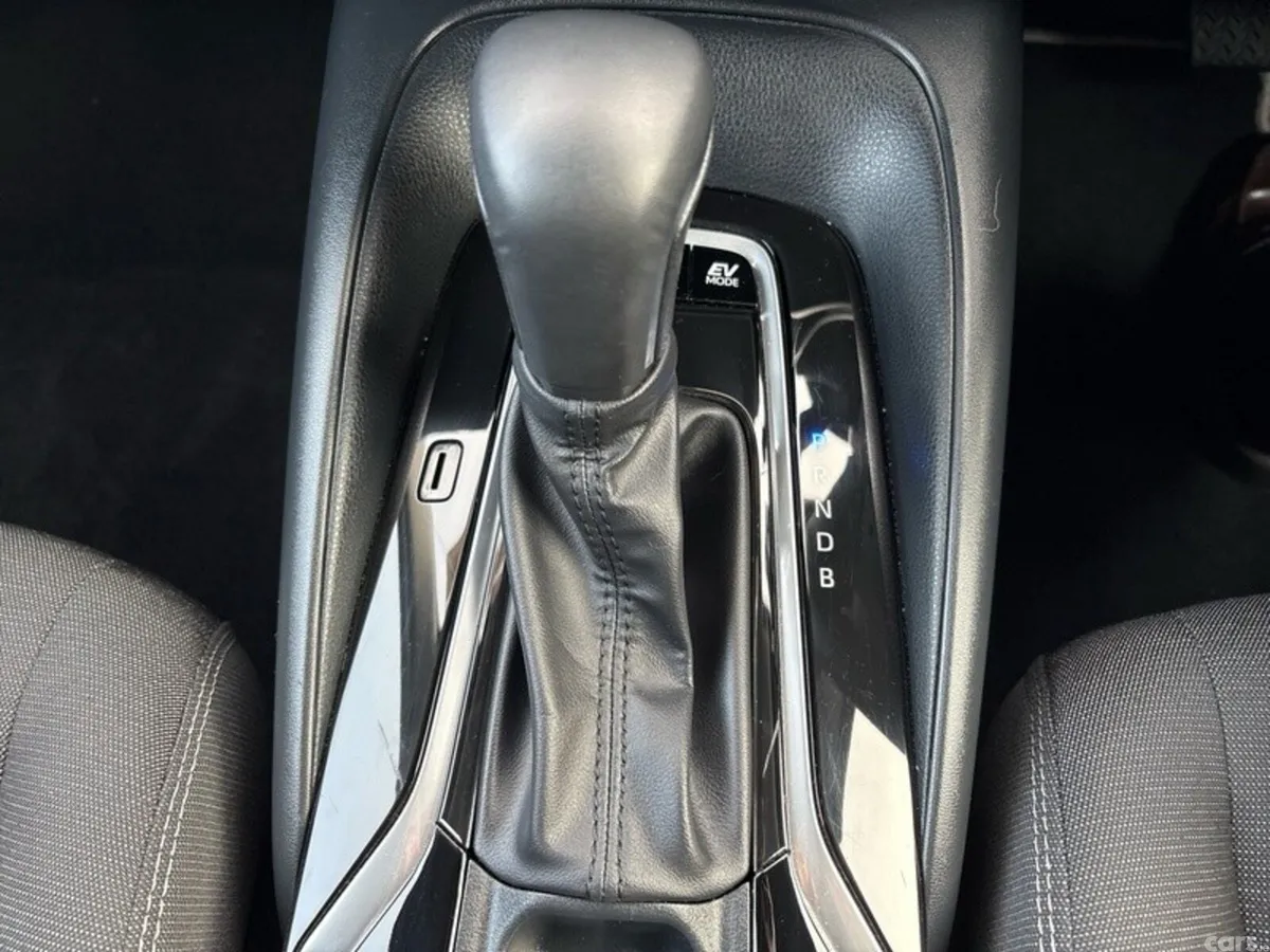 Toyota Corolla Saloon, Petrol Hybrid, 2026, Grey