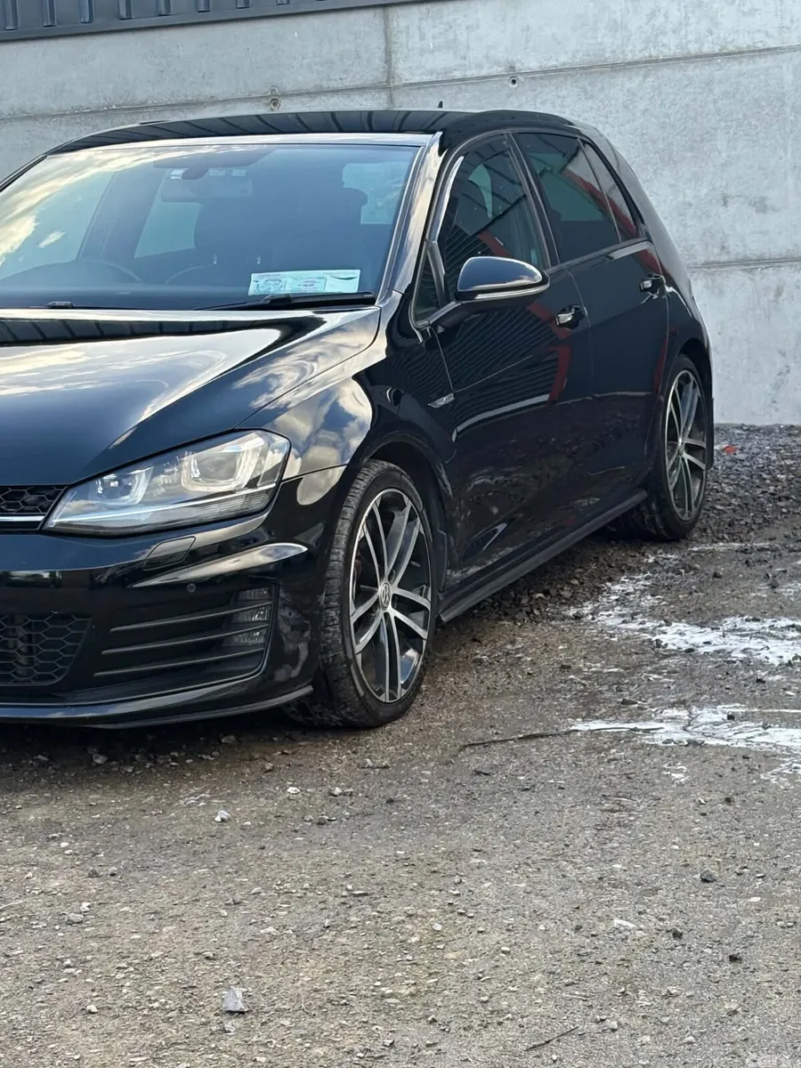 Volkswagen Golf Hatchback, Diesel, 2015, Black