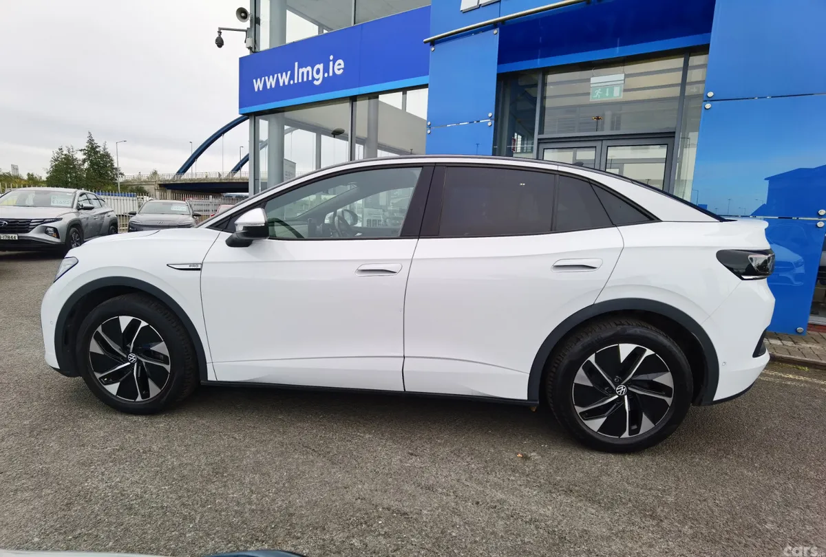 Volkswagen ID.5 SUV, Electric, 2022, White