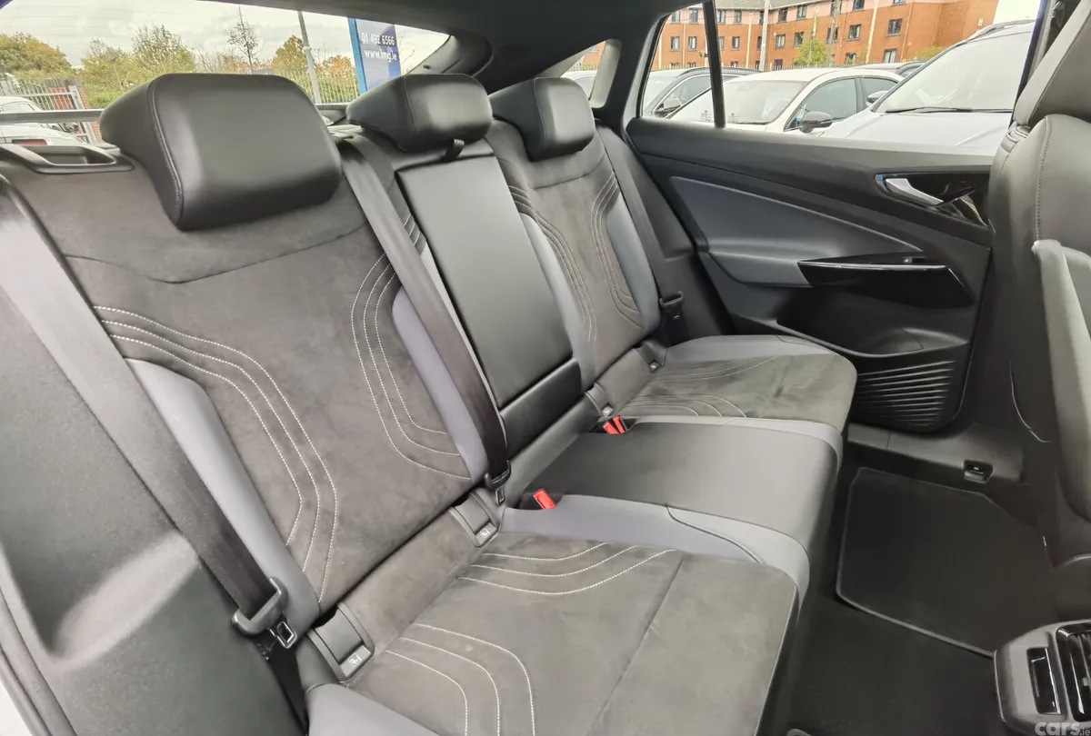 Volkswagen ID.5 SUV, Electric, 2022, White