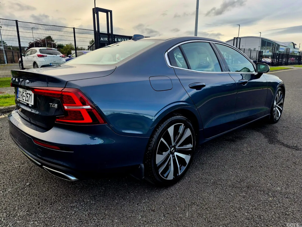 Volvo S60 Saloon, Petrol, 2020, Blue