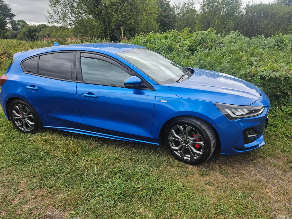 Ford Focus Hatchback, Petrol, 2023, Blue
