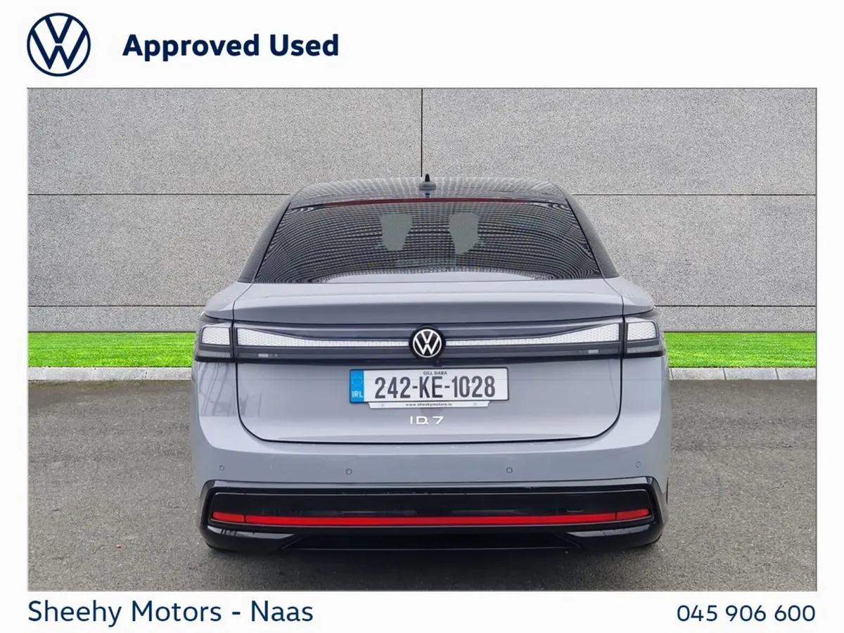Volkswagen ID.7 Saloon, Electric, 2024, Grey