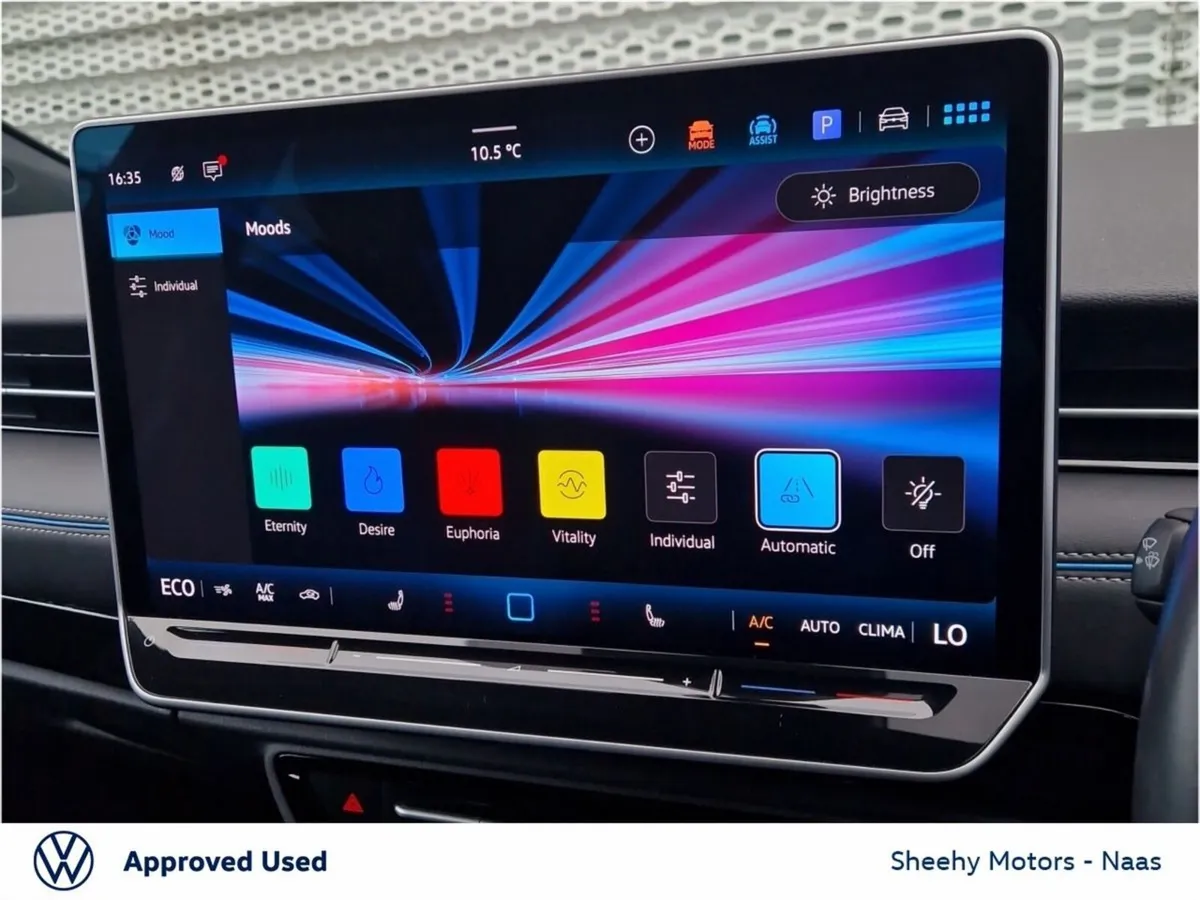 Volkswagen ID.7 Saloon, Electric, 2024, Grey