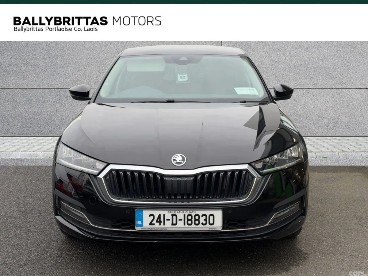 Skoda Octavia Saloon, Diesel, 2024, Black