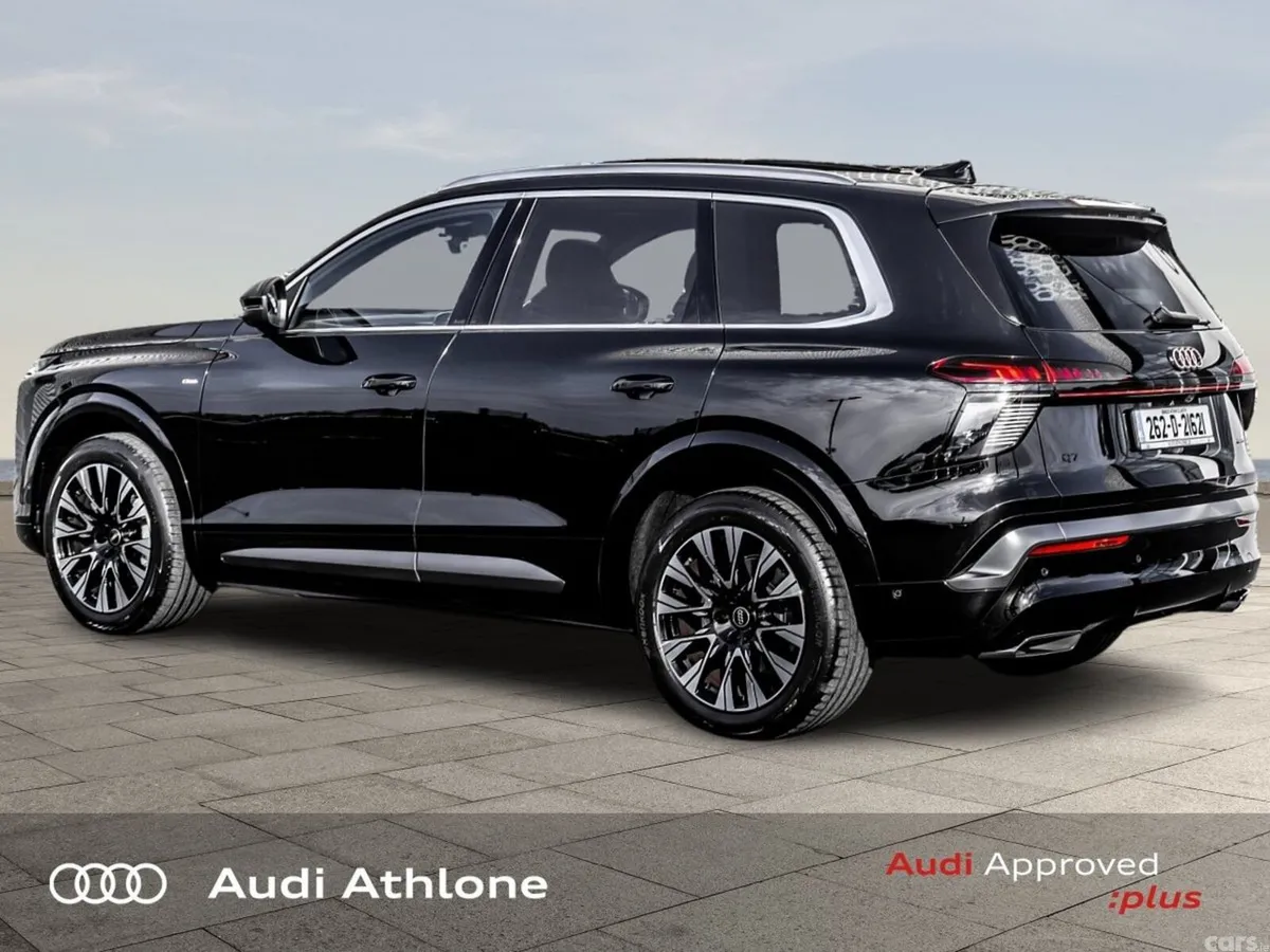 Audi Q7 SUV, Diesel Hybrid, 2027, Black