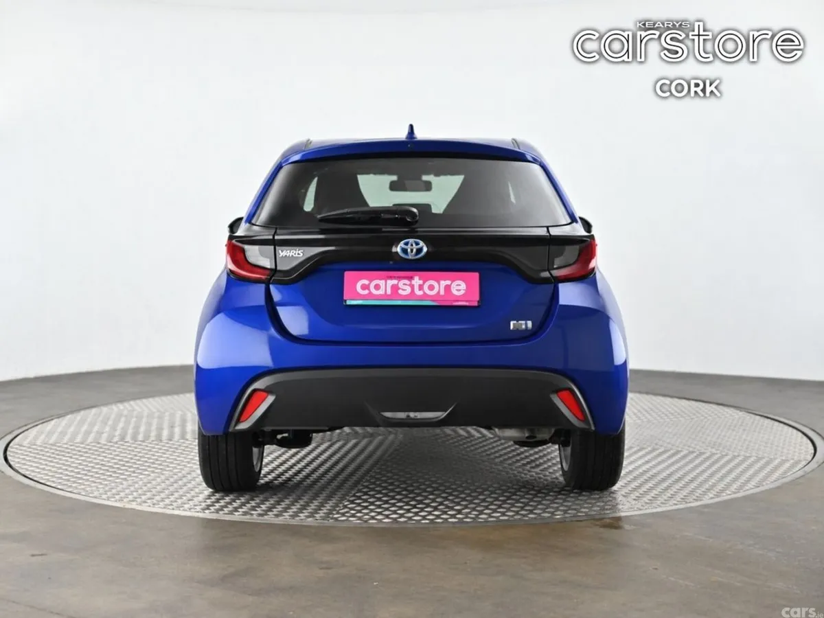 Toyota Yaris Hatchback, Petrol Hybrid, 2022, Blue