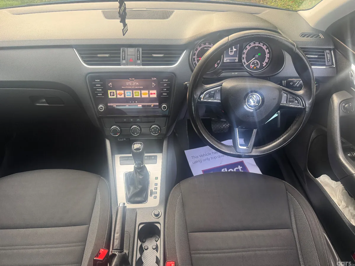Skoda Octavia Saloon, Diesel, 2019, Blue