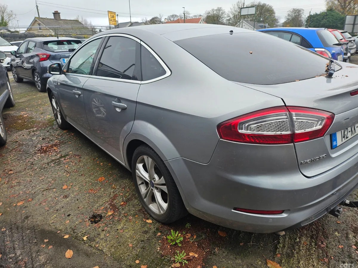 Ford Mondeo Hatchback, Diesel, 2014, Silver
