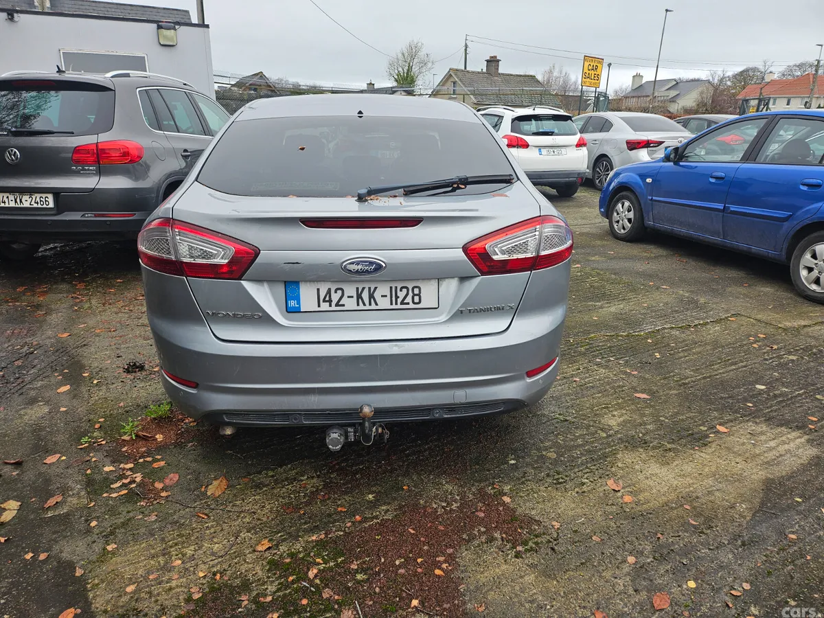 Ford Mondeo Hatchback, Diesel, 2014, Silver
