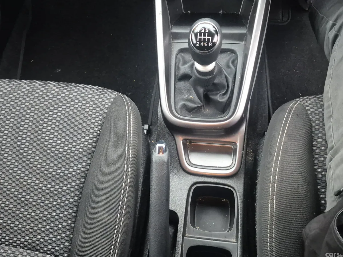 Suzuki Vitara SUV, Petrol, 2021, Grey