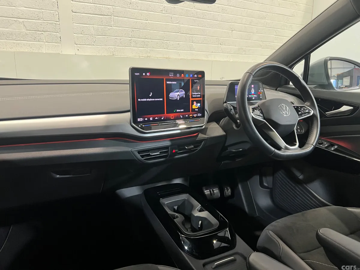 Volkswagen ID.4 SUV, Electric, 2024, Grey