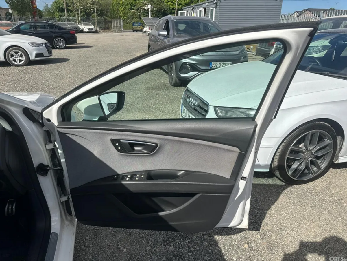 SEAT Leon Estate, Diesel, 2018, White
