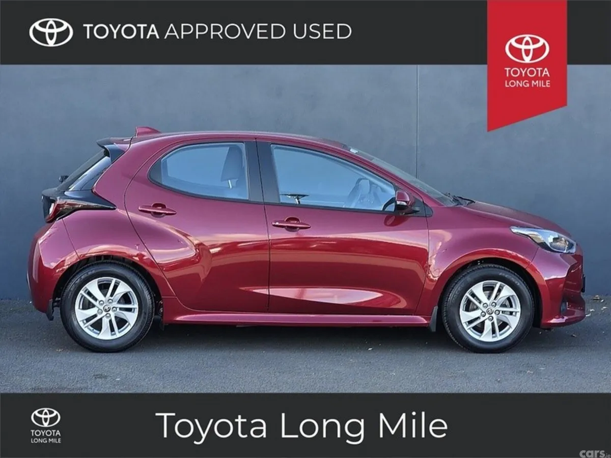 Toyota Yaris Hatchback, Petrol Hybrid, 2021, Red