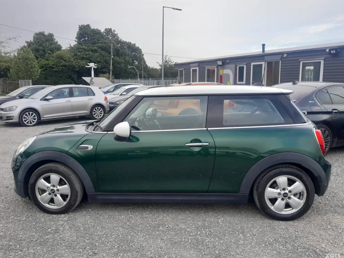 Mini Cooper Hatchback, Diesel, 2018, Green
