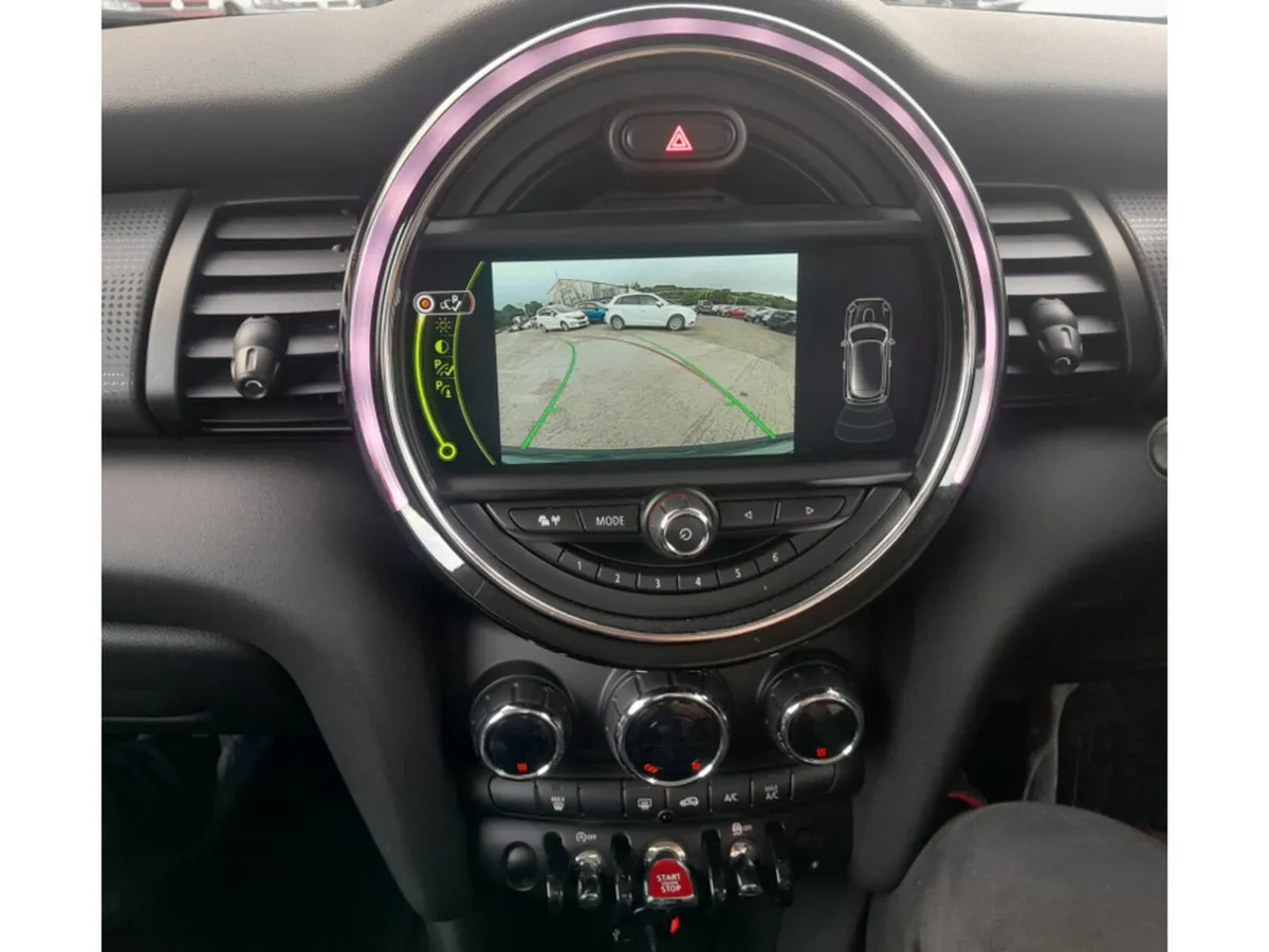 Mini Cooper Hatchback, Diesel, 2018, Green