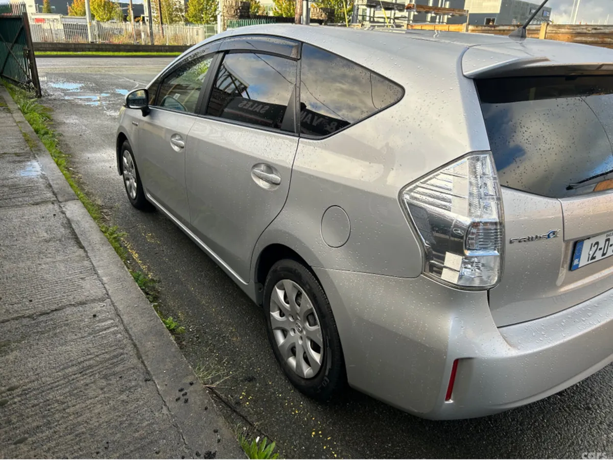 Toyota Prius Hatchback, Petrol Hybrid, 2012, Silver