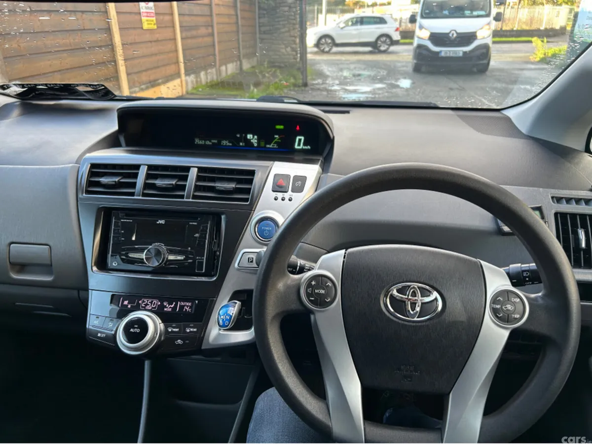 Toyota Prius Hatchback, Petrol Hybrid, 2012, Silver