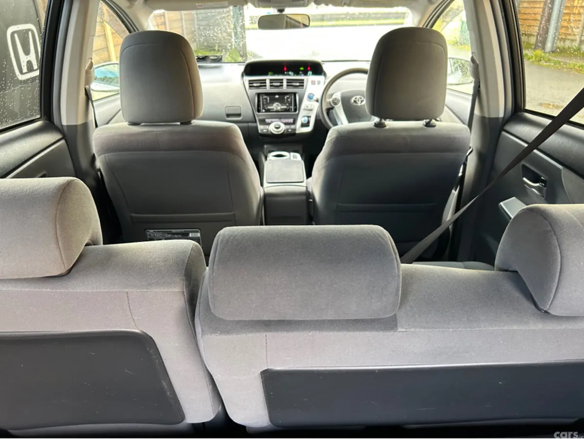 Toyota Prius Hatchback, Petrol Hybrid, 2012, Silver