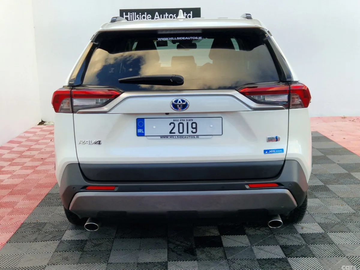 Toyota RAV4 SUV, Petrol Hybrid, 2019, White