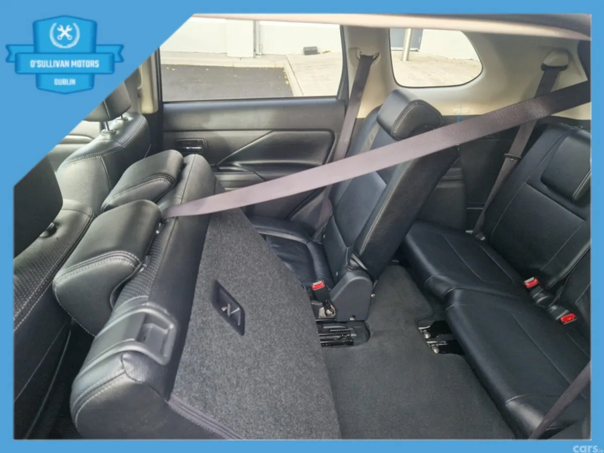 Mitsubishi Outlander Estate, Diesel, 2017, Grey