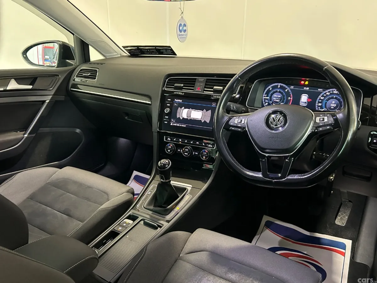 Volkswagen Golf Hatchback, Diesel, 2018, Black