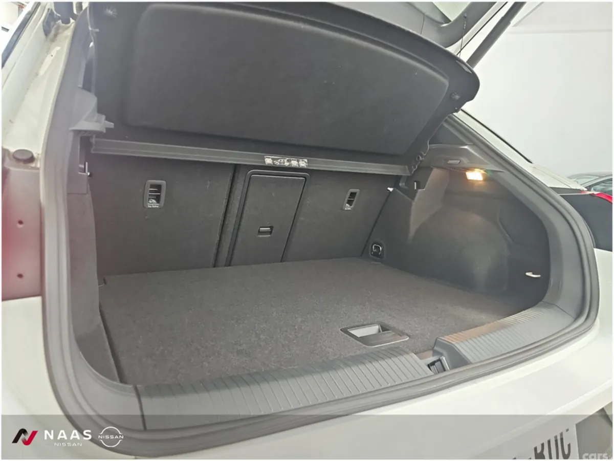 Volkswagen T-Roc SUV, Diesel, 2021, White