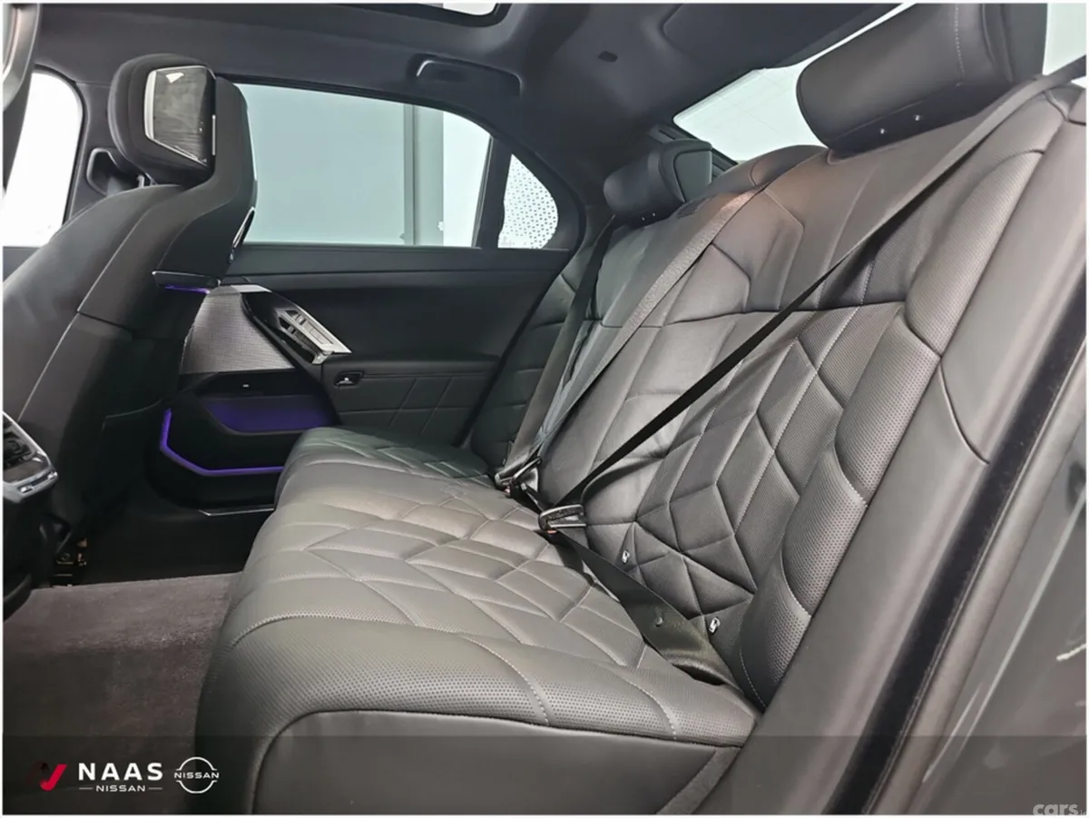 BMW 7-Series Saloon, Petrol Plug-in Hybrid, 2025, Grey
