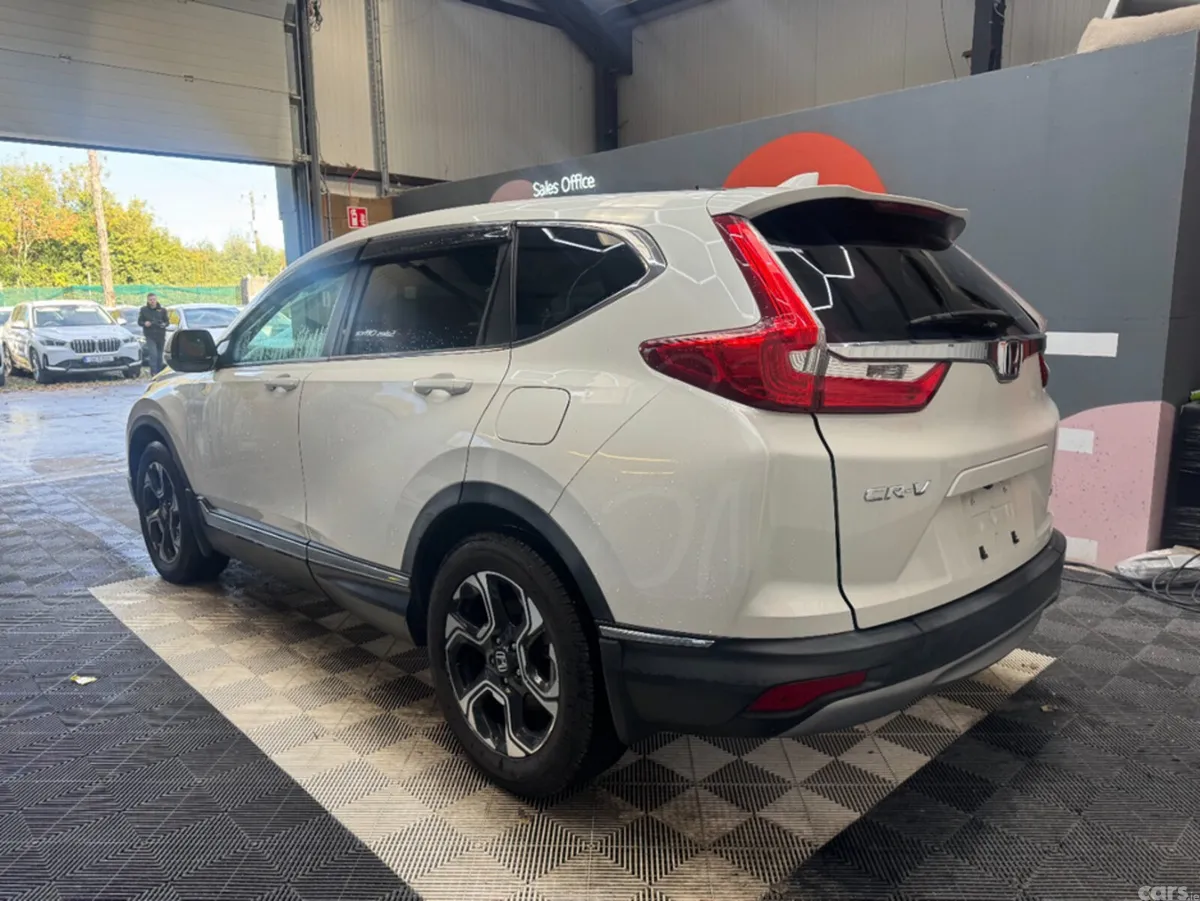 Honda CR-V SUV, Petrol Hybrid, 2021, White