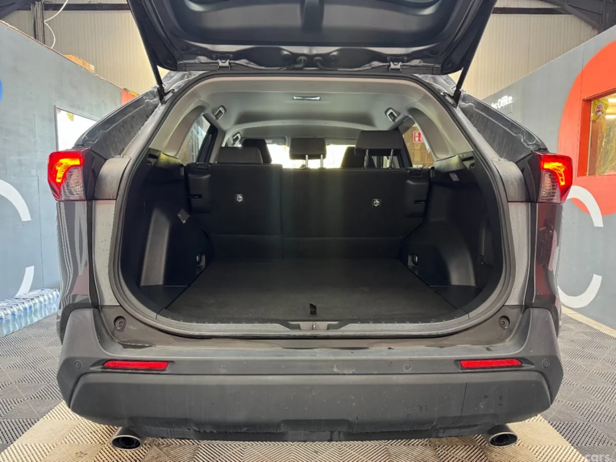 Toyota RAV4 SUV, Petrol Hybrid, 2021, Grey