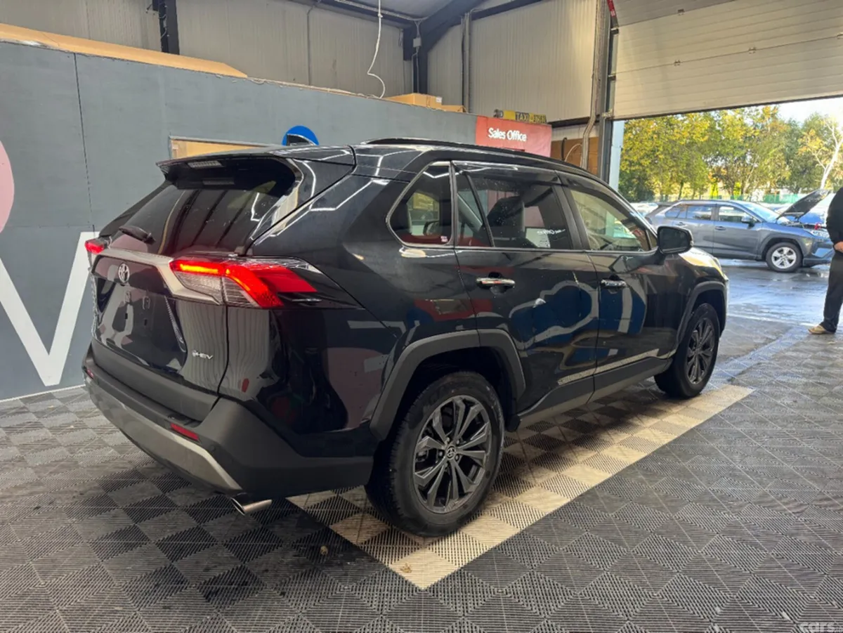 Toyota RAV4 SUV, Petrol Hybrid, 2025, Black