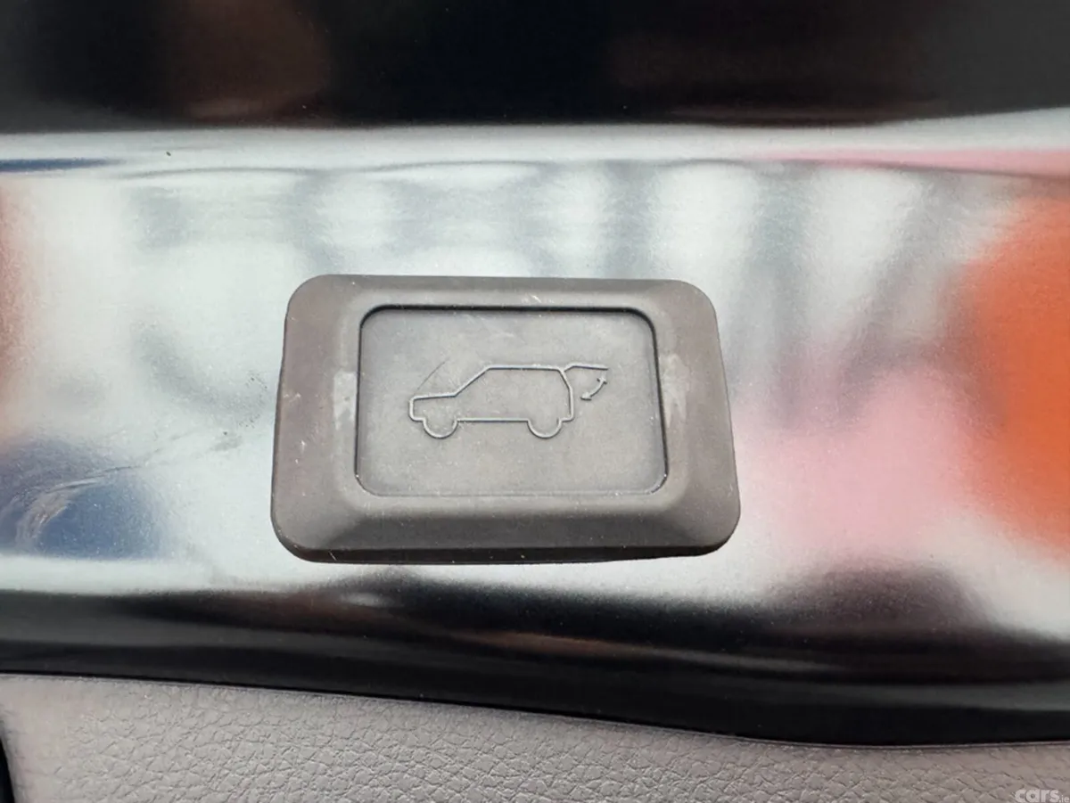 Toyota RAV4 SUV, Petrol Hybrid, 2025, Black