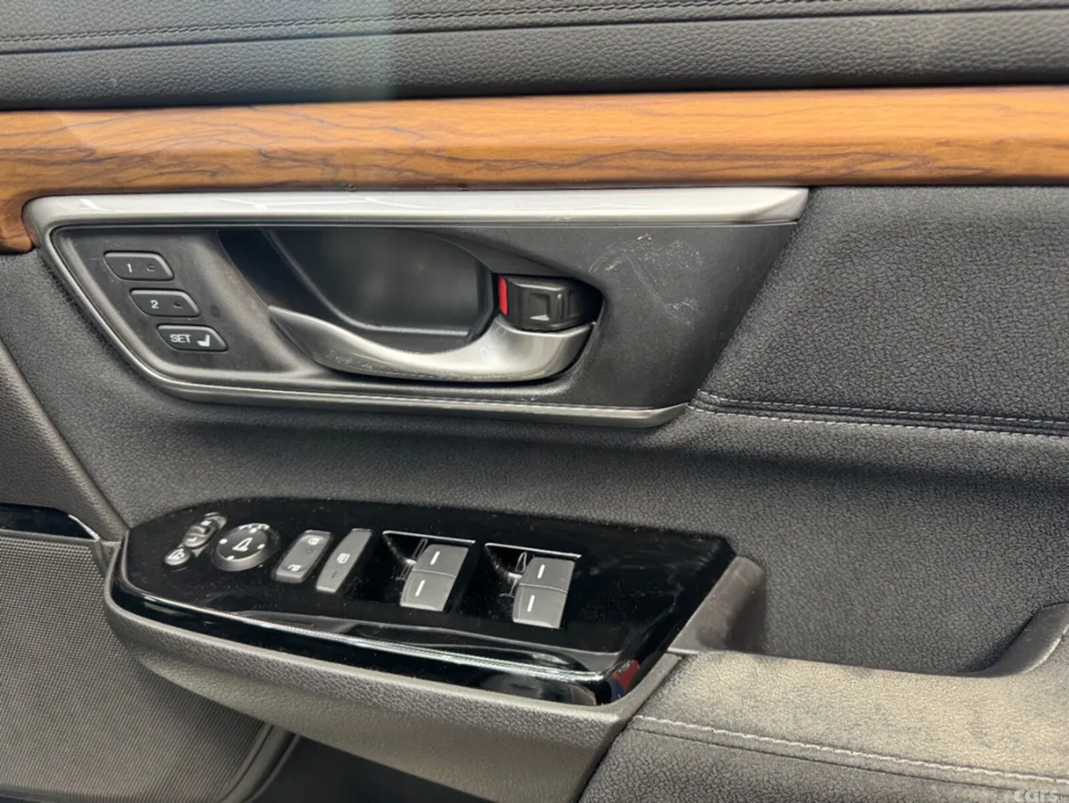Honda CR-V SUV, Petrol Hybrid, 2021, White