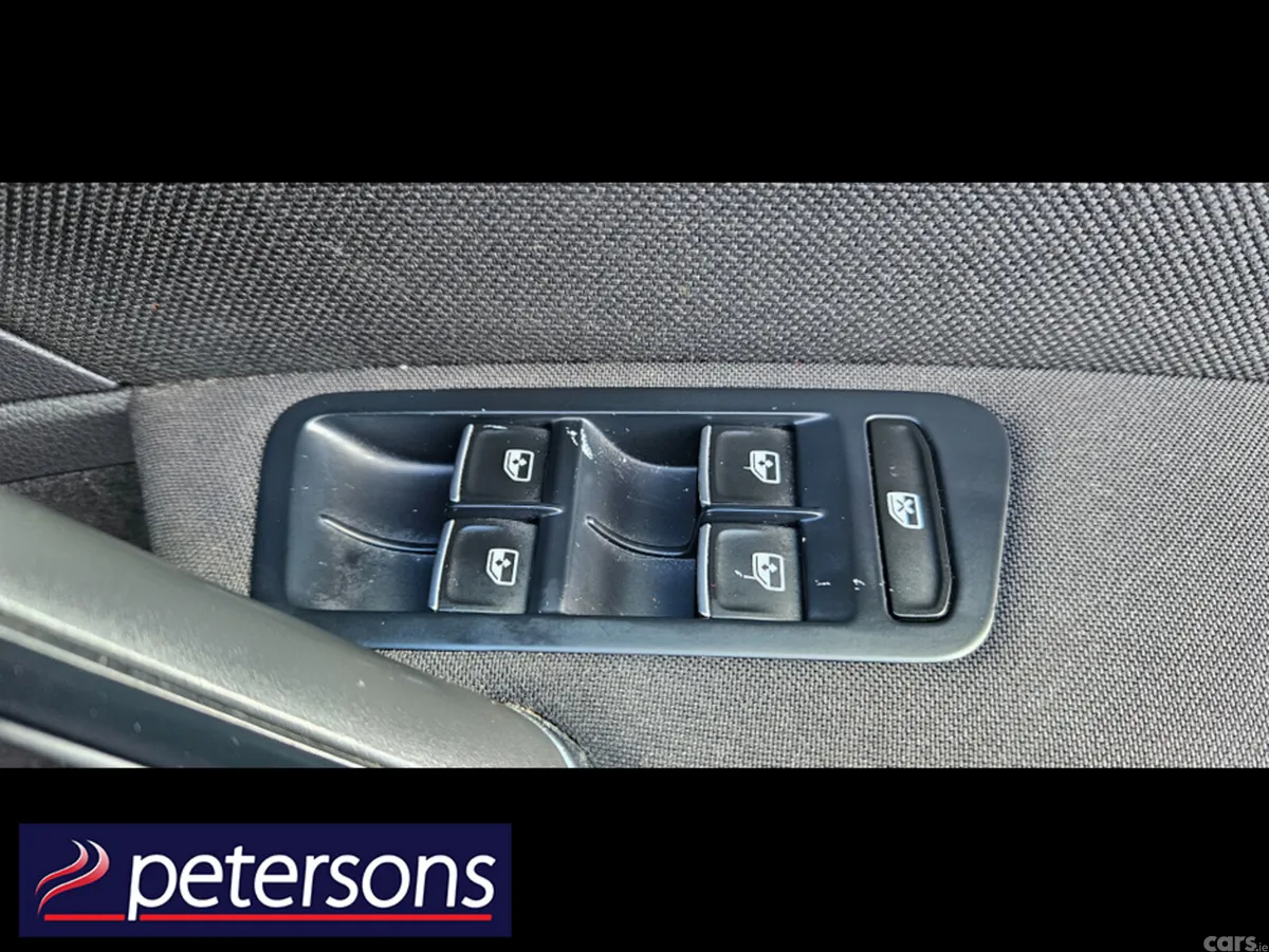 Volkswagen Golf Hatchback, Diesel, 2016, White