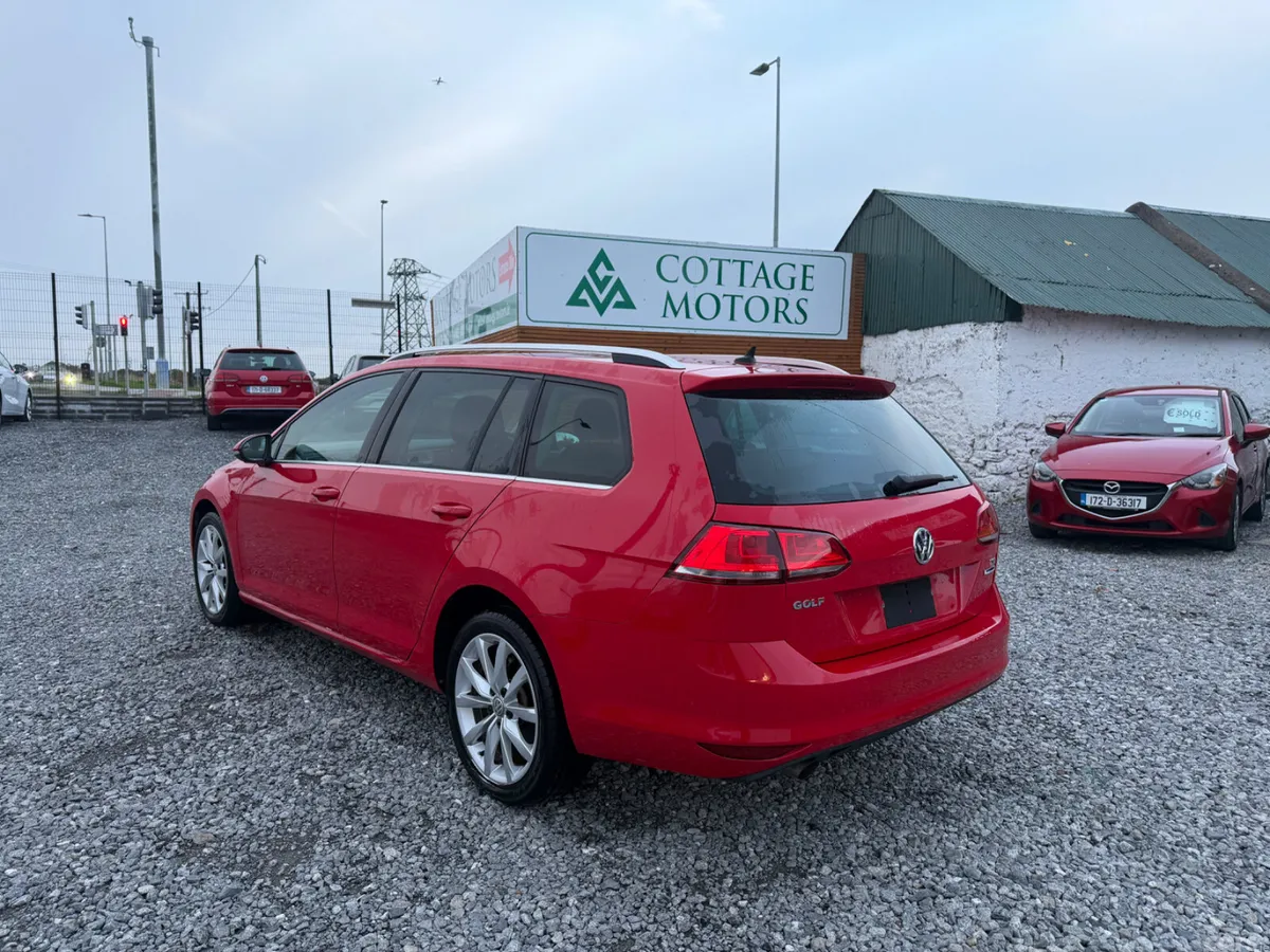 Volkswagen Golf Estate, Petrol, 2017, Red