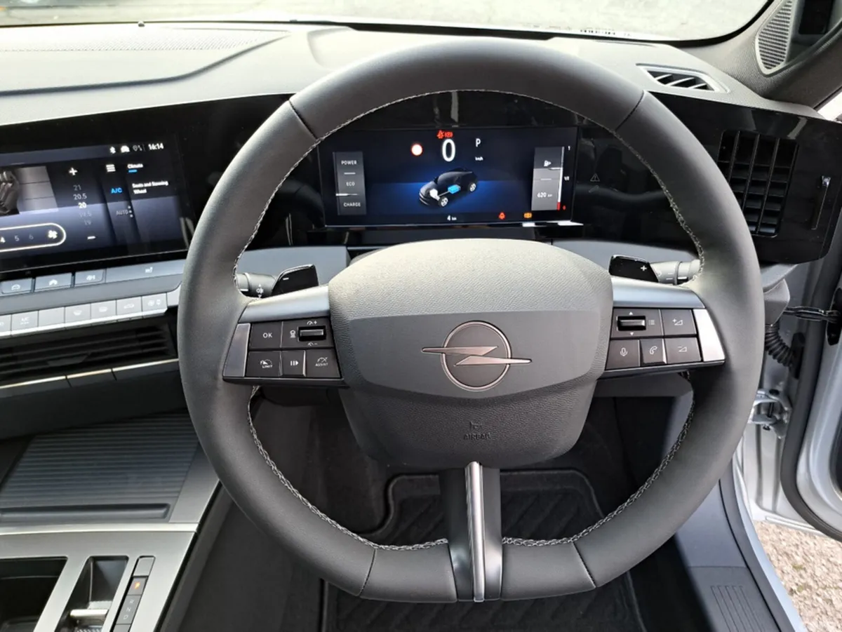 Opel Astra Hatchback, Petrol Hybrid, 2027, Silver