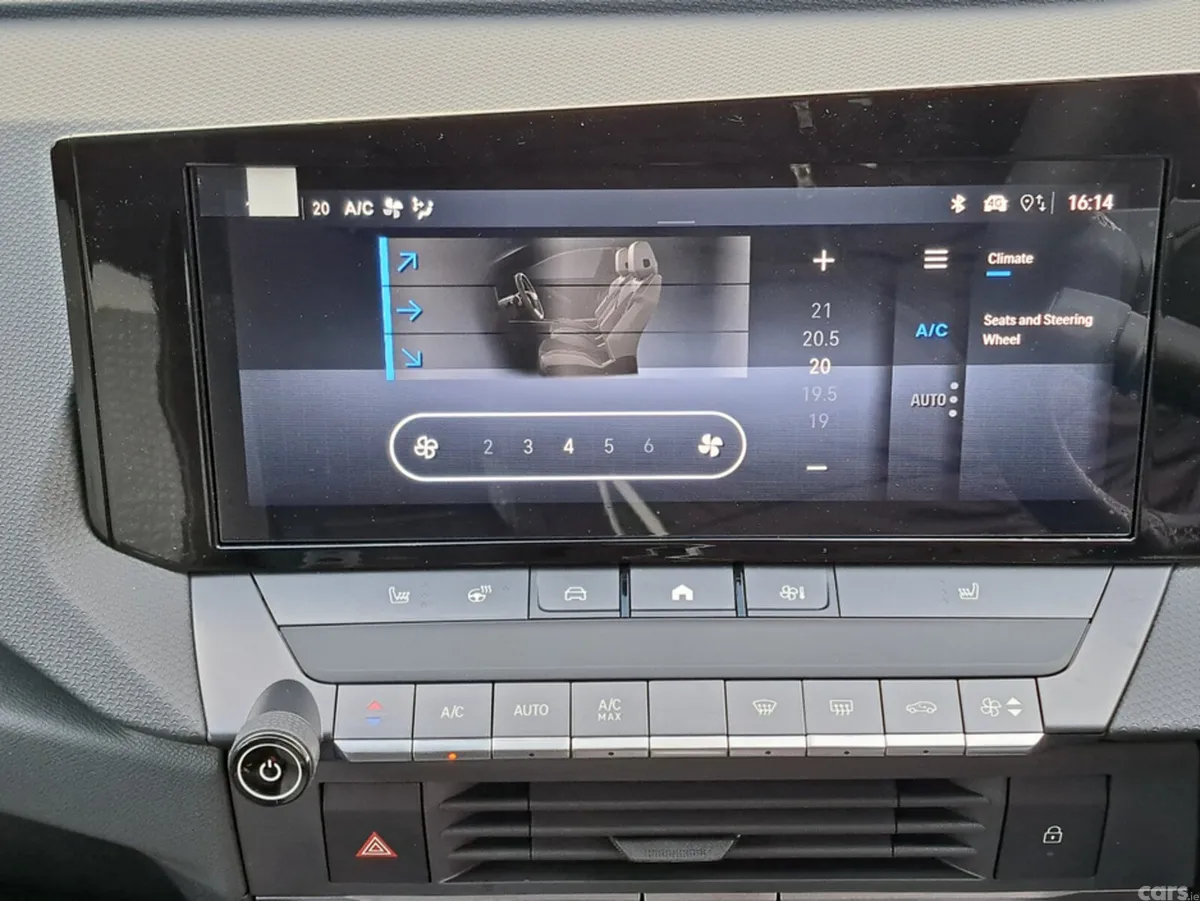 Opel Astra Hatchback, Petrol Hybrid, 2027, Silver