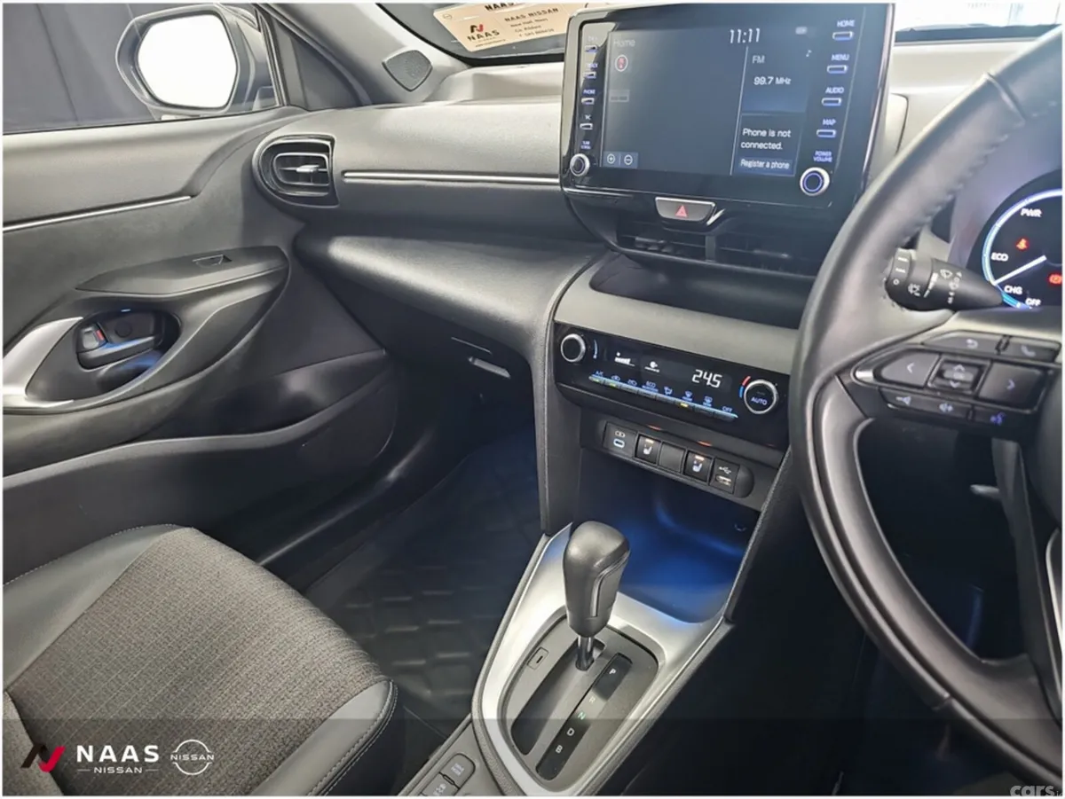 Toyota Yaris Cross Hatchback, Petrol Hybrid, 2023, Black