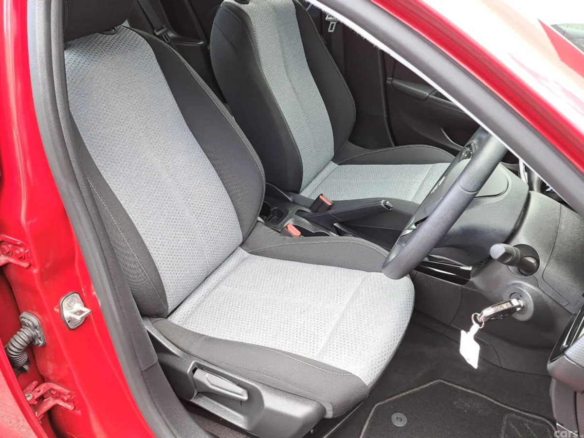 Opel Corsa Hatchback, Petrol, 2025, Red