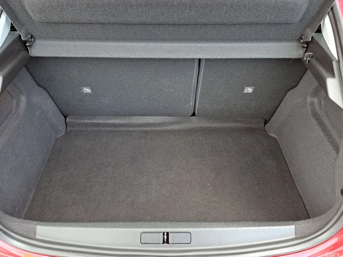 Opel Corsa Hatchback, Petrol, 2025, Red