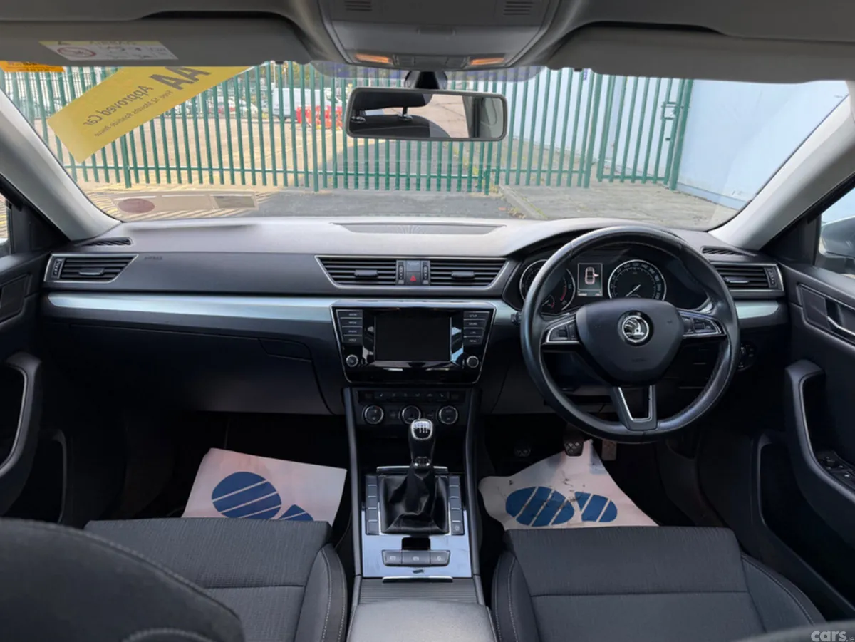 Skoda Superb Saloon, Diesel, 2016, Grey
