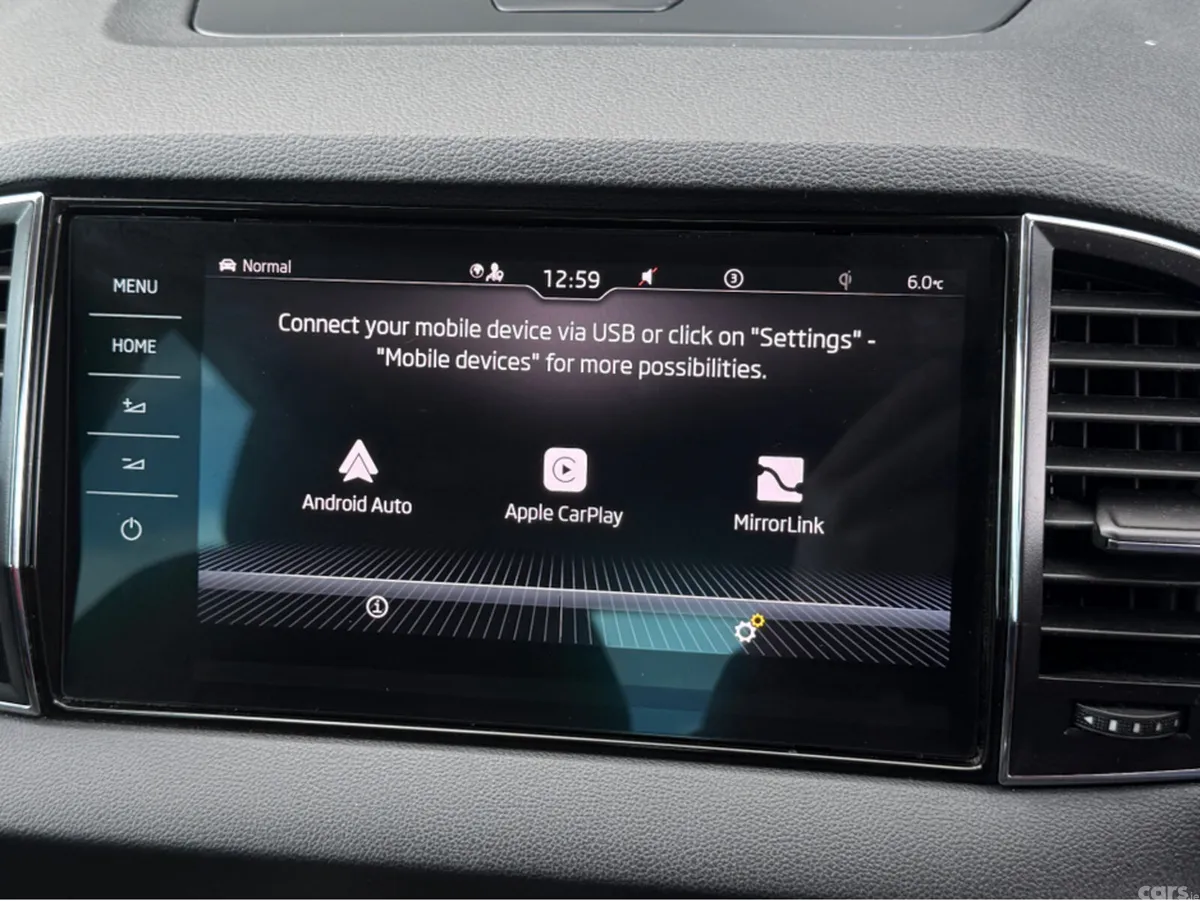 Skoda Karoq SUV, Diesel, 2024, Grey