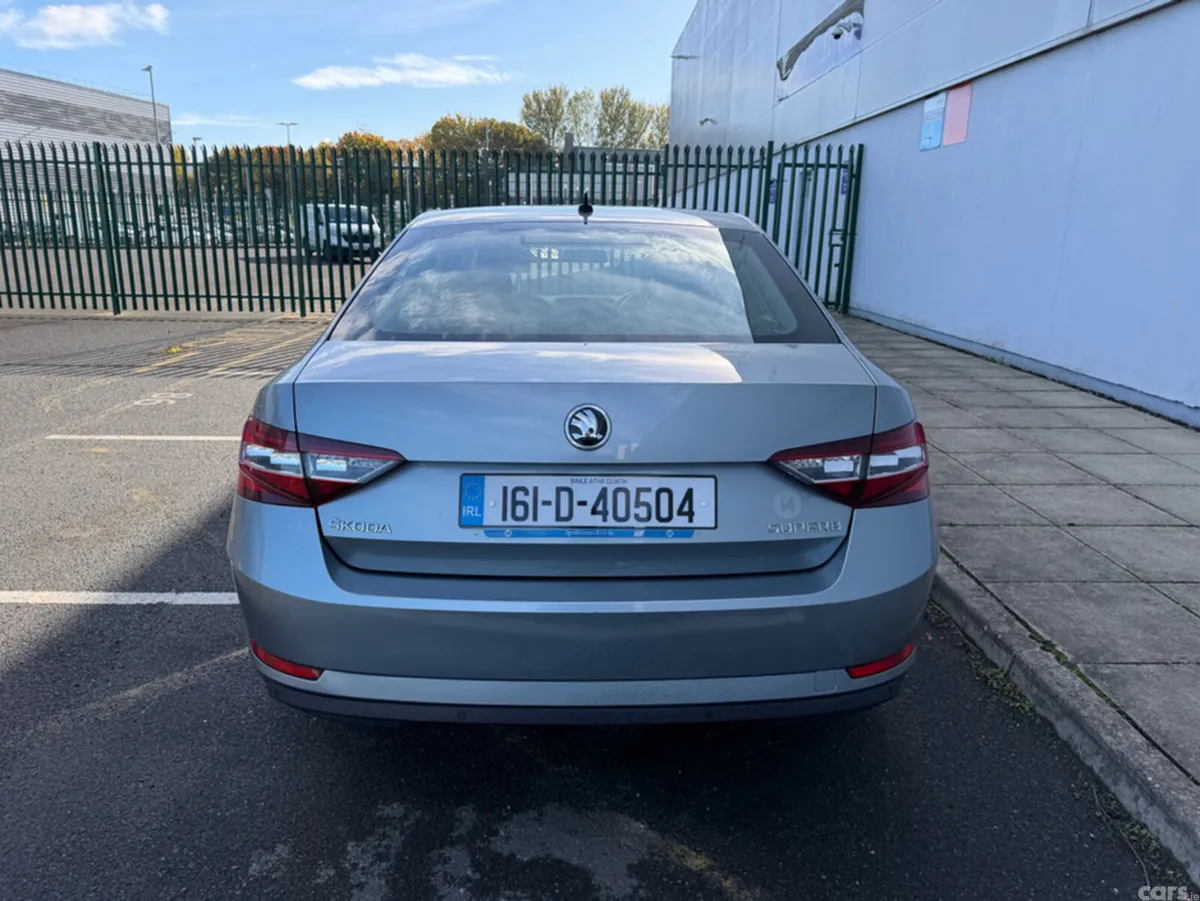 Skoda Superb Saloon, Diesel, 2016, Grey