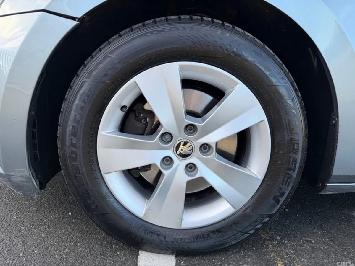 Skoda Superb Saloon, Diesel, 2016, Grey