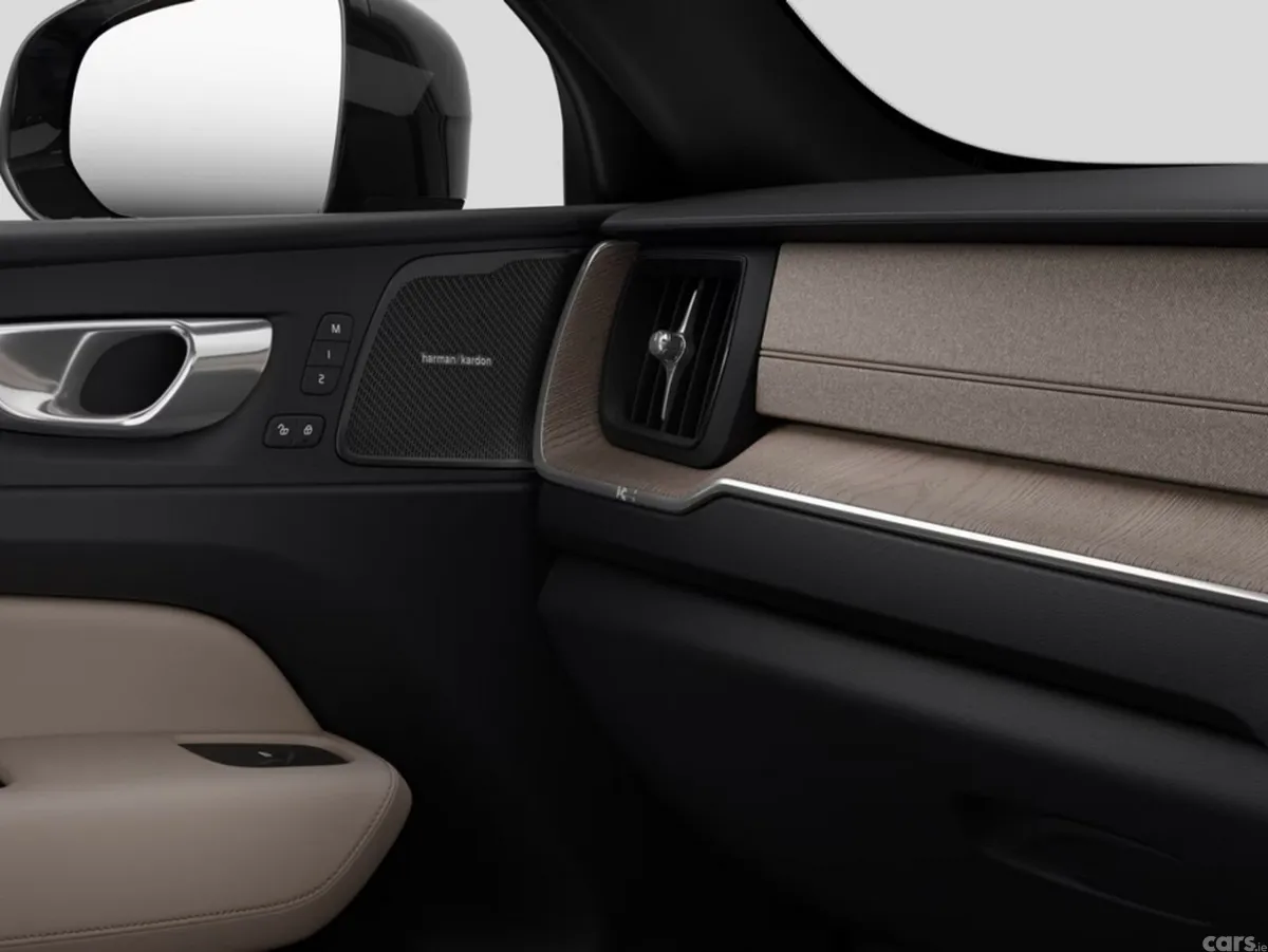 Volvo XC60 SUV, Petrol Plug-in Hybrid, 2027, Blue